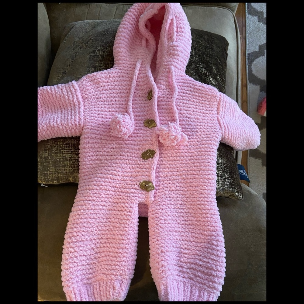 Baby knitted bodysuit !